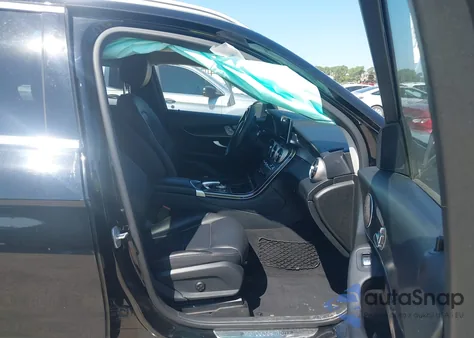 2016 Mercedes-Benz Glc z USA, uszkodzony, nr VIN WDC0G4JB2GF030878